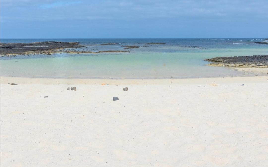 Apartamento Nire Lula En La Misma Playa El Cotillo  Екстер'єр фото