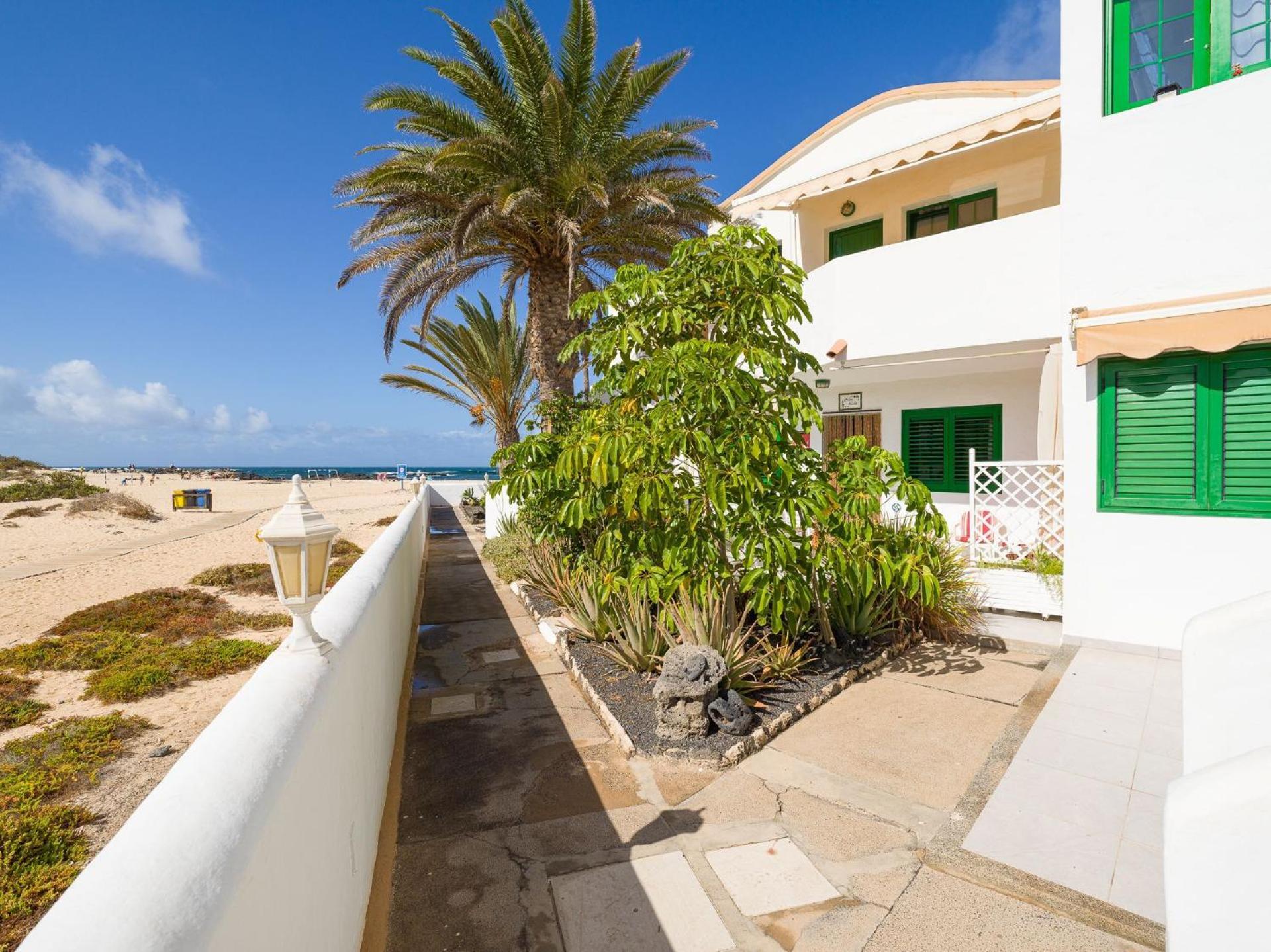 Apartamento Nire Lula En La Misma Playa El Cotillo  Екстер'єр фото