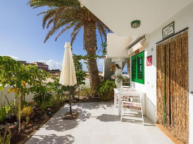 Apartamento Nire Lula En La Misma Playa El Cotillo  Екстер'єр фото
